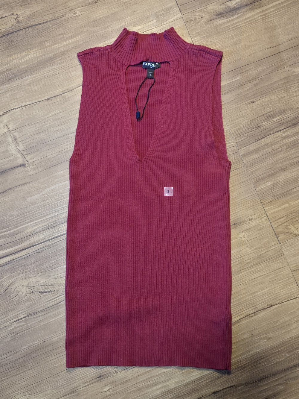 Express Men's Sleeveless Ribbed V-Neck Sweater - Burgundy - Size Smsll